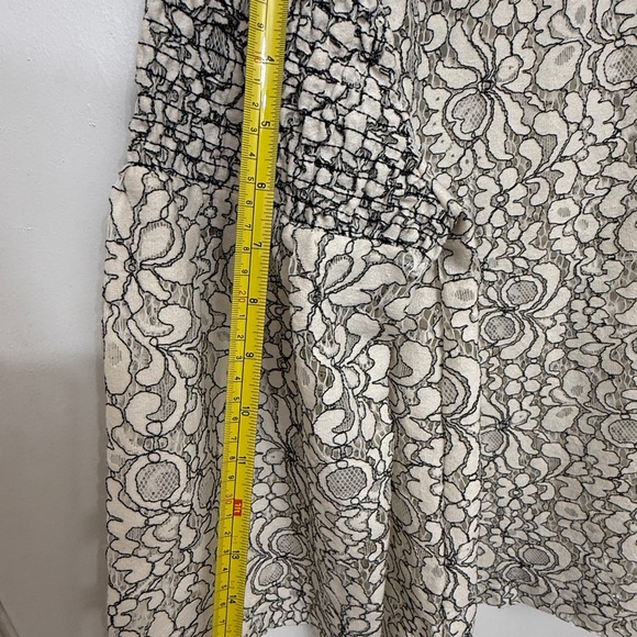 LOFT Floral Lace Blouse in Cream and Black - Picture 9 of 9